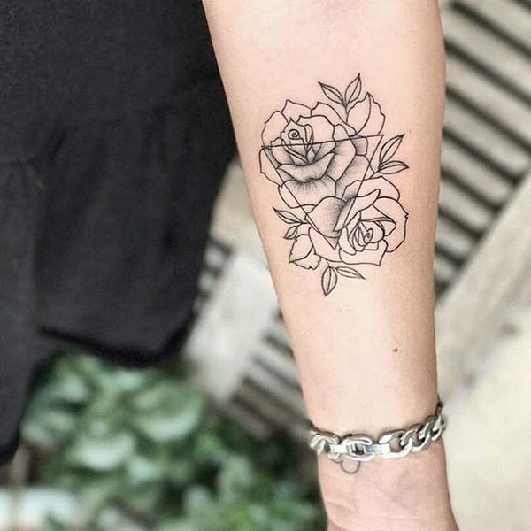 Значение татуировки Роза, бутон (60+ фото)