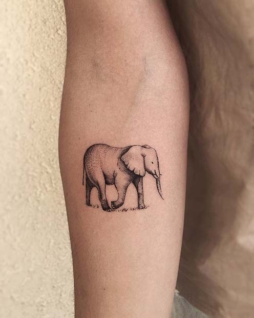 Татуировка со слоном для девушки