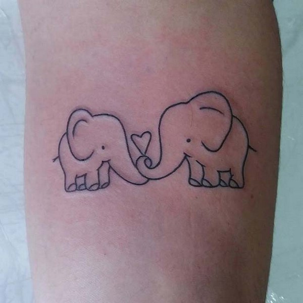 Татуировка со слоном для девушки