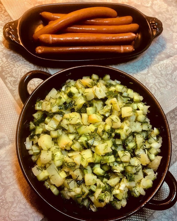 Салат из огурцов и картошки