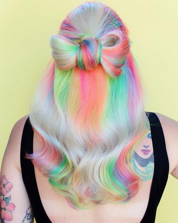 Волосы ярких цветов