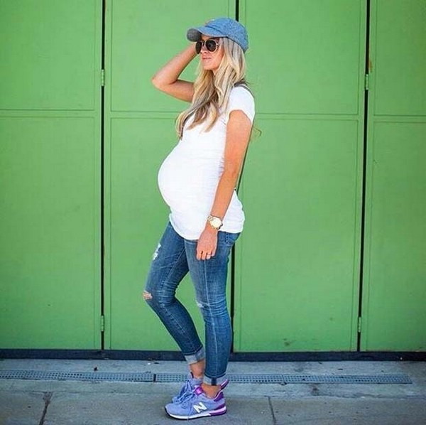 Как стильно одеться беременной девушке