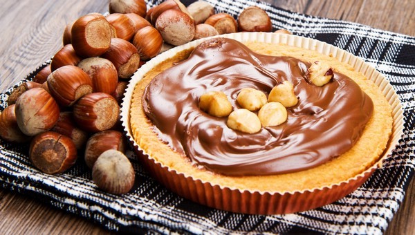 Вкусный пирог с шоколадной пастой